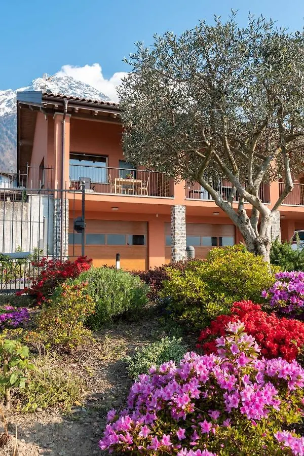 Casa Zoe Villa Colico Holiday home