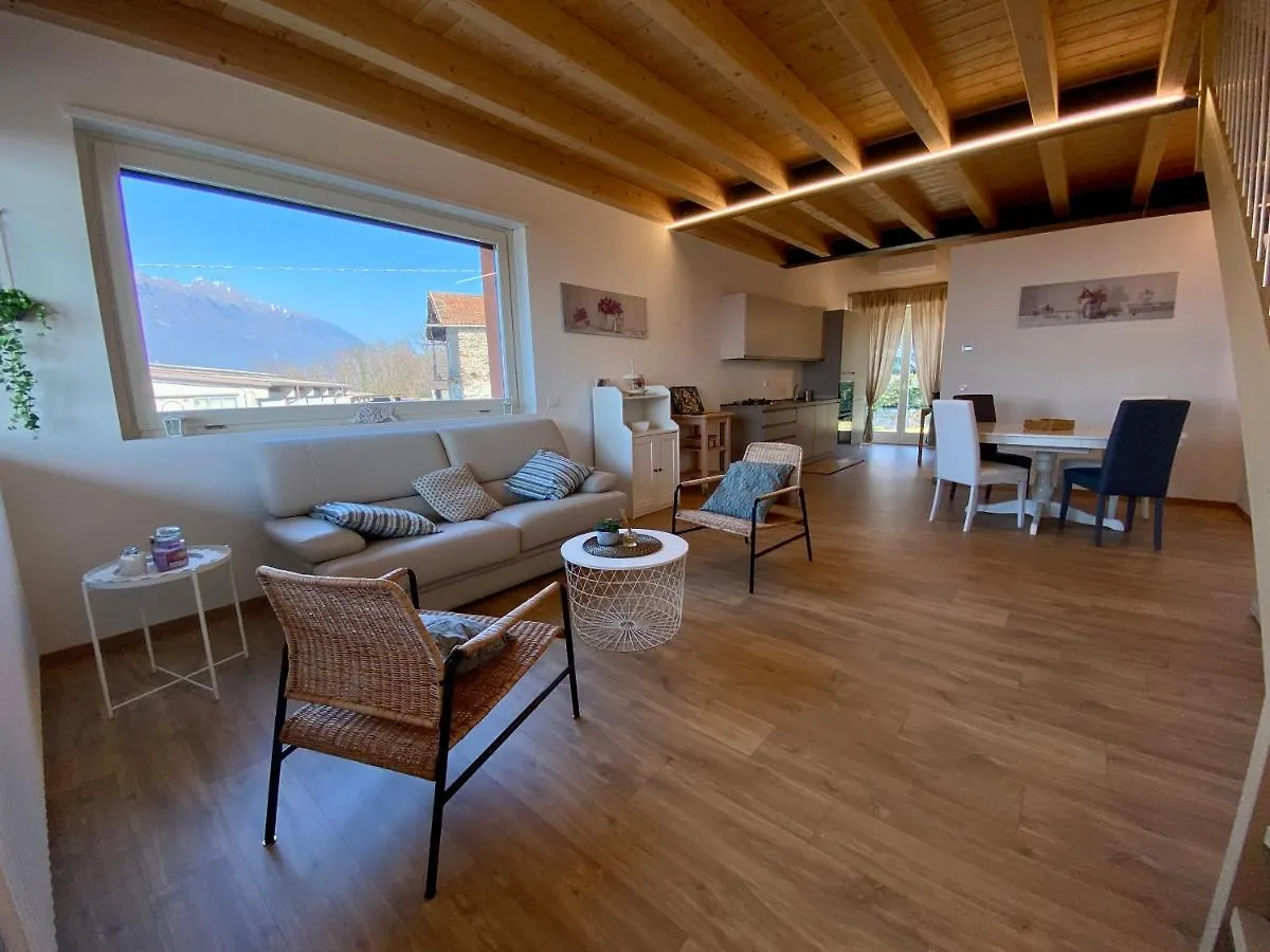 Holiday home Casa Zoe Villa Colico Italy